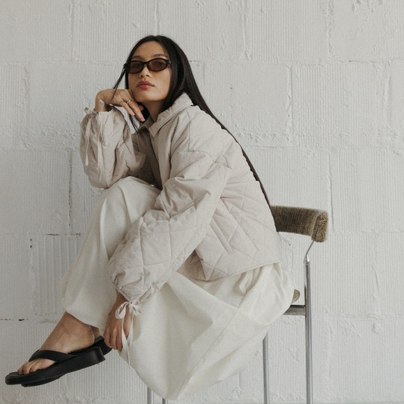 Mod Ref Cameron jacket in bone color. - Picture 2 of 8